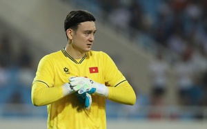 'Sao' xuống hạng Nhất kéo lùi bóng đá Việt Nam?