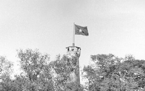 70 năm Giải phóng Thủ đô: Nhớ về "chứng nhân" Cột cờ Hà Nội