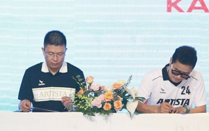 'Anh trai vượt ngàn chông gai' Hồng Sơn ra mắt bộ sưu tập cùng Nghiêm Xuân Tú