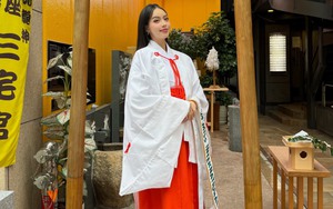 Hoa hậu Thanh Thuỷ thanh lịch trong trang phục truyền thống Nhật Bản