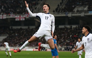 Curtis Jones bỗng nhiên xuất sắc ở Liverpool lẫn tuyển Anh