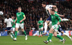 Tuyển Anh trình làng một ngôi sao 'mới tinh', bất ngờ khi là con rể tương lai của huyền thoại MU