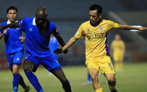 SLNA đại bại tại V-League với HLV mới mà cũ
