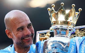 Gia hạn hợp đồng với Guardiola là ánh sáng cho mùa giải bão táp của Man City