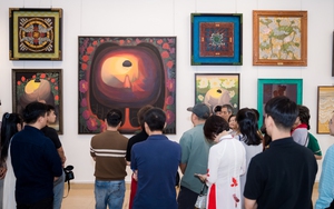 Triển lãm "Sáng đạo trong đời" với những tác phẩm mang tinh thần Phật giáo