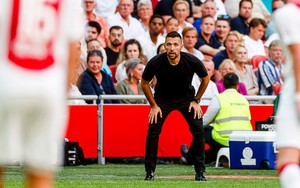 Sociedad - Ajax: Cách mạng Italy ở Amsterdam