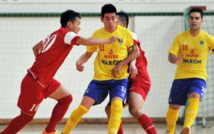 ĐT Việt Nam giành chức vô địch đầy bất ngờ ở nền bóng đá hàng đầu thế giới, được truyền thông nước ngoài ca ngợi