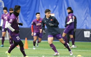 Tin nóng thể thao tối 28/11: HLV Hàn Quốc chỉ ra điểm yếu của ĐT Việt Nam trước thềm AFF Cup; Nam Định nhận 'mưa' tiền thưởng