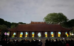 Trải nghiệm tour đêm Văn Miếu – Quốc Tử Giám "Tinh hoa đạo học" bằng mapping "Sử đá lưu danh"