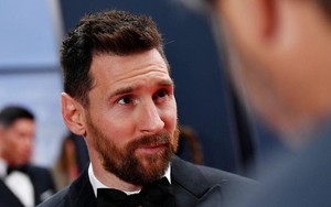 Messi được đề cử, Ronaldo vắng mặt ở giải The Best 2024, cộng đồng mạng tranh cãi dữ dội 