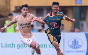 Vòng 7 V-League 2024/25: CAHN làm khách tại HAGL, ngôi đầu sẽ đổi chủ