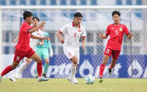Tin nóng bóng đá Việt 14/12: ĐT Việt Nam áp đảo trước Indonesia; Quế Ngọc Hải làm 'điều bất ngờ' giữa AFF Cup