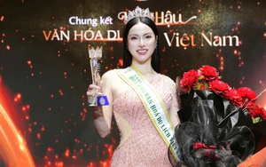 Chân dung MC song ngữ vừa đăng quang Á hậu 2 cuộc thi Hoa hậu Văn hóa Du lịch Việt Nam