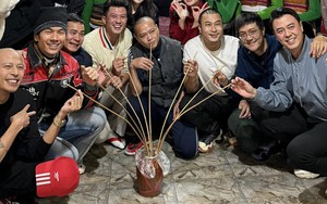 Bộ ba phim 'Anh có phải đàn ông không' hội ngộ ở nhà Hà Việt Dũng