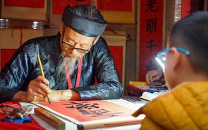 Phát huy truyền thống Thăng Long - Đông Đô - Hà Nội xây dựng hệ giá trị văn hóa người Hà Nội thanh lịch, văn minh