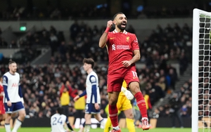 Quá xuất sắc, Salah đi vào lịch sử Premier League khi Liverpool thắng Tottenham ở trận đấu có 9 bàn thắng