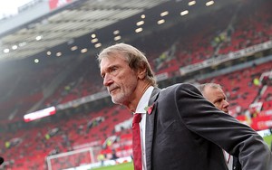 MU bị cộng đồng người hâm mộ chỉ trích nặng nề vì cắt giảm cả tiền từ thiện