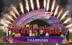 Nhà vô địch VSC-S4 hoàn tất cú ăn 4, ghi danh lịch sử của bóng đá 7 người Việt Nam