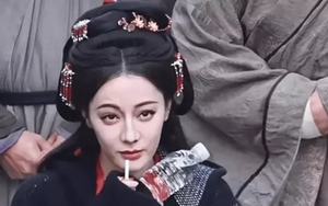 Địch Lệ Nhiệt Ba: Mỹ nhân gây tranh cãi với nhan sắc thật, lộ vẻ già nua