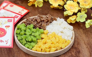 Mứt xưa diện áo mới