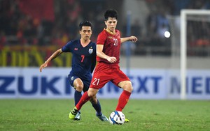 'Chuyên gia săn Tây' tái xuất, gửi thông điệp đặc biệt tới HLV Troussier 