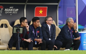 Việt Nam gặp Indonesia: Chờ HLV Troussier thay đổi