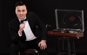 Nghe Nguyễn Tuấn Anh hát nhạc Vũ Thành An