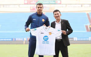 Trung vệ ngoại binh của Nam Định háo hức trước trận ra mắt
