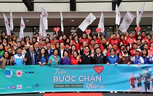 Hành trình trao nhận yêu thương cùng "Triệu bước chân nhân ái"