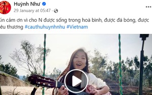 Huỳnh Như thể hiện tài lẻ đàn hát, trao gửi thông điệp đầy yêu thương
