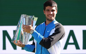 Đánh bại Medvedev, Alcaraz bảo vệ thành công chức vô địch ở Indian Wells, lập cột mốc đặc biệt