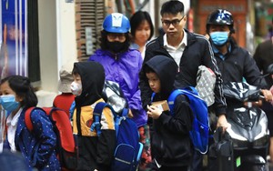 Thủ đô Hà Nội sáng và đêm trời rét