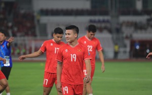 Vì sao Quang Hải không được thi đấu trước Indonesia?