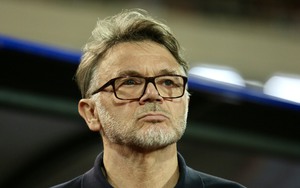 THĂM DÒ: Đã sa thải HLV Troussier được chưa?