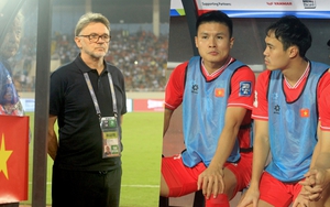 Tin nóng bóng đá Việt 27/3: HLV Troussier được hỗ trợ 3 tháng lương, Văn Toàn tiết lộ cảm xúc Quang Hải