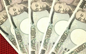 Đồng yen xuống mức thấp nhất so với USD trong vòng 34 năm