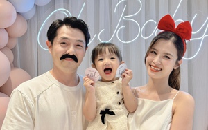 Vẻ ngoài đáng yêu, lanh lợi của bé Winnie nhà Đông Nhi - Ông Cao Thắng