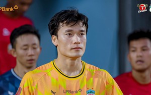 Bùi Tiến Dũng chơi như Neuer giúp HAGL giành điểm số quý giá trong ngày Hải Phòng thiết lập chuỗi trận đáng quên tại V-League