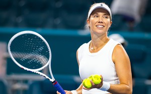 ‘Nữ hoàng drama’ Danielle Collins giải nghệ trong vinh quang