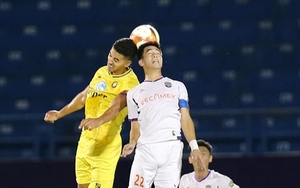 HLV Lê Huỳnh Đức khen Tiến Linh, nói điều bất ngờ về Quế Ngọc Hải