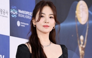 Song Hye Kyo đàm phán đóng chính trong phim về showbiz Hàn