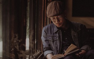 Nguyễn Đình Tuấn Dũng tái hiện không gian âm nhạc những năm 80, 90 với album "Chợt như năm 18"