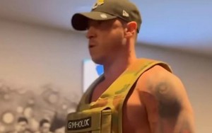 Oezil, Torres và những ngôi sao 'hóa khổng lồ' sau khi giải nghệ