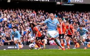 Cuộc đua vô địch Ngoại hạng Anh: Arsenal và Liverpool bỗng nhiên ngã ngựa, Man City lại rộng cửa đăng quang