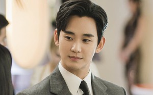 Kim Soo Hyun bất ngờ tuyên bố hát OST 'Nữ hoàng nước mắt'