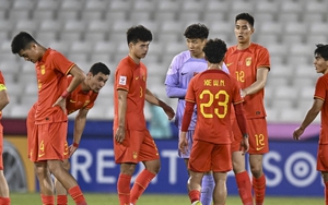 2 đội tuyển của Trung Quốc bị loại trong cùng 1 ngày ở các giải của AFC