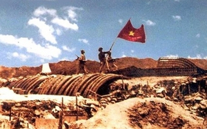 Chữ và nghĩa: 'Chỉ một đường ra', sao lại là hai?