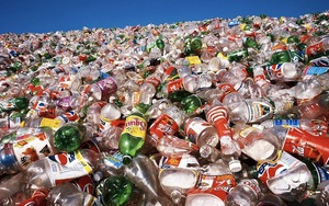 Coca-Cola và PepsiCo dẫn đầu nhóm doanh nghiệp gây ô nhiễm nhựa lớn nhất
