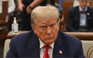 Tòa án Tối cao Mỹ để ngỏ khả năng áp dụng quyền miễn trừ đối với cựu Tổng thống Donald Trump