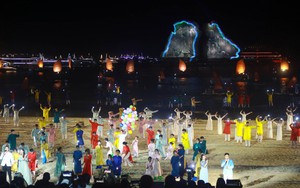 Khai mạc Carnaval Hạ Long "Bừng sáng cùng Kỳ quan"